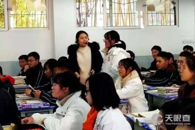 达州中学吃瓜,揭秘校园里的“瓜田”风云